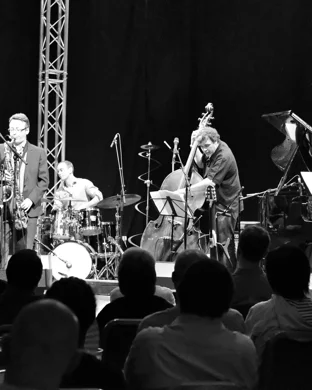 Anthony Brown and Group TherAPy